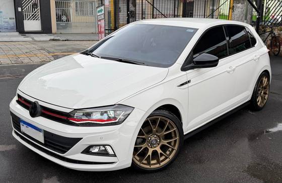 VOLKSWAGEN POLO 1.0 200 TSI HIGHLINE AUTOMÁTICO